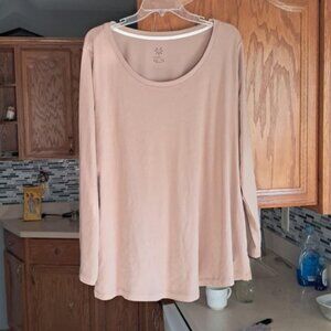 womens top size 2x